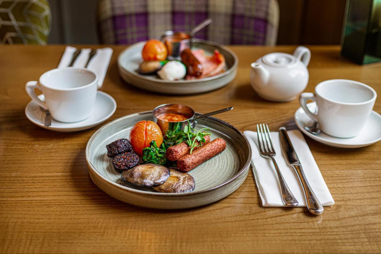 The Rutland Arms Hotel, Bakewell, Derbyshire Eksteriør billede