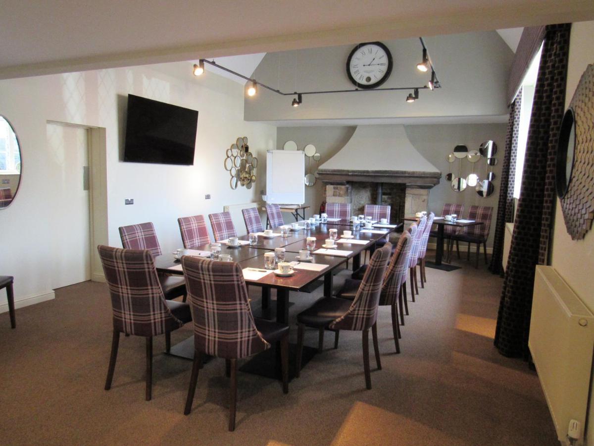 The Rutland Arms Hotel, Bakewell, Derbyshire Eksteriør billede